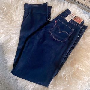 Levi Jeans NWT 314 Shaping Straight